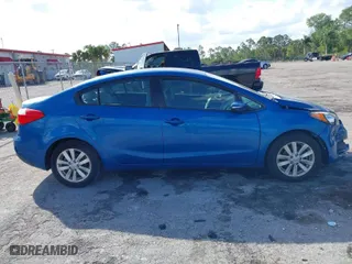 2014 Kia Forte LX with VIN KNAFX4A67E5150405, listed as a IAAI auction lot 41628777 with 128,935 mi miles. Bid and sale history available at carsss.com. Image 13.