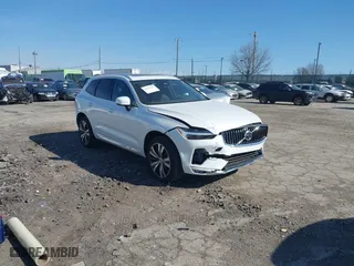 2023 Volvo XC60 Plus Bright Theme with VIN YV4L12RN6P1205943, listed as a IAAI auction lot 41621512 with 1 mi miles. Bid and sale history available at carsss.com. Image 1.