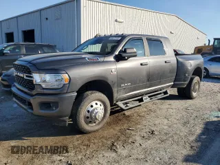 2022 Ram 3500 Big Horn with VIN 3C63RRLLXNG401806, listed as a Copart auction lot 88672165 with 24,549 mi miles and Non Repairable. Bid and sale history available at carsss.com. Image 1.