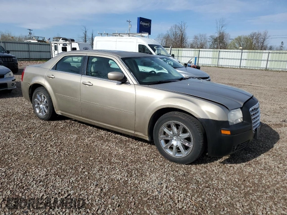 2009 Chrysler 300 Touring with VIN 2C3LA53V89H565107, listed as a Copart auction lot 54717035 with Not Provided miles and Clean Title. Bid and sale history available at carsss.com. Image 4.