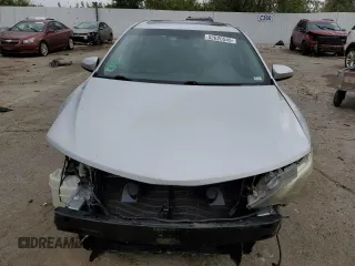 2013 Toyota Camry L with VIN 4T1BF1FK4DU649008, listed as a Copart auction lot 52620545 with 206,077 mi miles and Salvage Title. Bid and sale history available at DreamBid. Image 5.