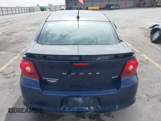 2014 Dodge Avenger SXT z VIN 1C3CDZCB2EN102742, wystawiony jako IAAI lot #41807662 z przebiegiem 140 281 mil mil oraz . Historia ofert i sprzedaży dostępna na DreamBid. Obrazek 16.