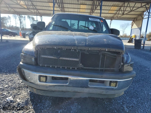 1998 Dodge Ram 1500 with VIN 1B7HC13Y4WJ190793, listed as a Copart auction lot 84908024 with 171,202 mi miles and Salvage Title. Bid and sale history available at carsss.com. Image 5.