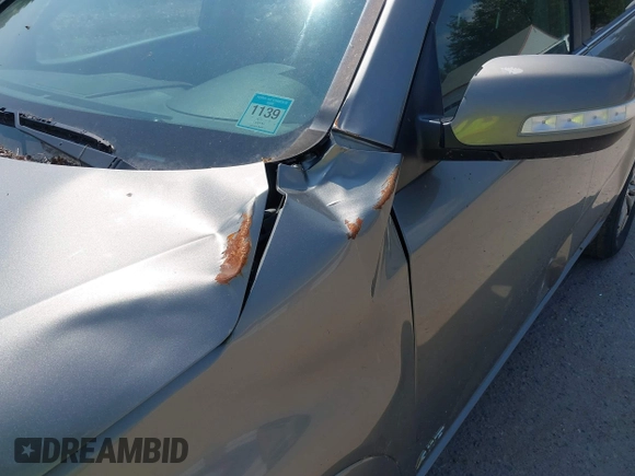 2013 Kia Sorento SX с VIN 5XYKWDA20DG337895, выставлен на аукционе IAAI как лот 42479734 с пробегом 198 291 миль миль и . История ставок и продаж доступна на DreamBid. Изображение 6.