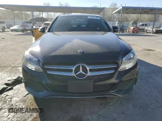 2018 Mercedes-Benz C with VIN 55SWF4JBXJU251710, listed as a Copart auction lot 89401185 with 111,202 mi miles and Salvage Title. Bid and sale history available at carsss.com. Image 5.