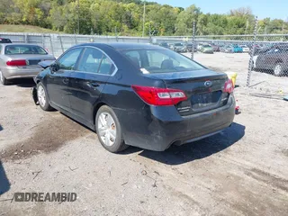 2015 Subaru Legacy 2.5i z VIN 4S3BNBA65F3073803, wystawiony jako IAAI lot #40507339 z przebiegiem 69 390 mil mil oraz . Historia ofert i sprzedaży dostępna na DreamBid. Obrazek 3.