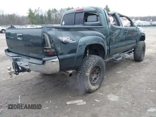 2011 Toyota Tacoma with VIN 5TFLU4EN0BX021583, listed as a IAAI auction lot 41937302 with 249,251 mi miles. Bid and sale history available at carsss.com. Image 4.