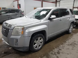 2011 GMC Terrain SLE-1 z VIN 2CTALMEC5B6279529, wystawiony jako IAAI lot #41625100 z przebiegiem 190 698 mil mil oraz . Historia ofert i sprzedaży dostępna na DreamBid. Obrazek 2.