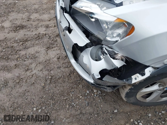 2011 BMW X3 28i with VIN 5UXWX5C58BL711360, listed as a IAAI auction lot 42008123 with 112,622 mi miles and . Bid and sale history available at DreamBid. Image 6.