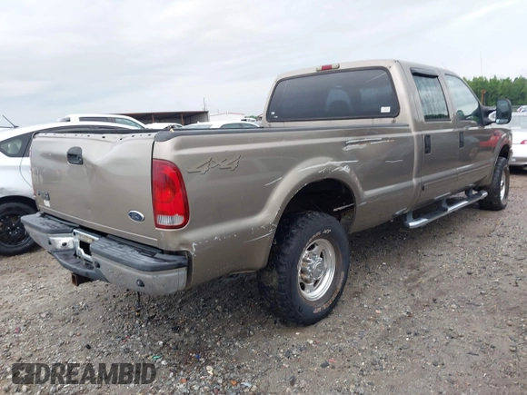2003 Ford F-250 XL z VIN 1FTNW21L03EB30196, wystawiony jako IAAI lot #42399663 z przebiegiem 281 014 mil mil oraz . Historia ofert i sprzedaży dostępna na DreamBid. Obrazek 4.