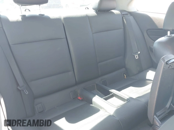 2013 BMW 1 Series 128i с VIN WBAUP9C55DVS94333, выставлен на аукционе IAAI как лот 41751073 с пробегом 141 467 миль миль и . История ставок и продаж доступна на DreamBid. Изображение 8.