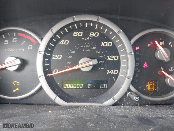 2008 Honda Pilot EX-L with VIN 5FNYF28598B025067, listed as a IAAI auction lot 41638109 with 200,093 mi miles. Bid and sale history available at carsss.com. Image 7.