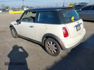 2003 MINI Hardtop with VIN WMWRC33433TE14150, listed as a IAAI auction lot 41313860 with 209,684 mi miles and . Bid and sale history available at DreamBid. Image 3.