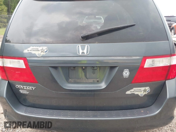 2006 Honda Odyssey EX-L z VIN 5FNRL38756B420817, wystawiony jako IAAI lot #42101271 z przebiegiem 203 892 mil mil oraz . Historia ofert i sprzedaży dostępna na DreamBid. Obrazek 17.