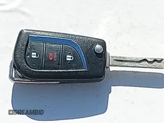 2018 Toyota C-HR XLE z VIN NMTKHMBXXJR007134, wystawiony jako IAAI lot #42004283 z przebiegiem 174 336 mil mil oraz . Historia ofert i sprzedaży dostępna na DreamBid. Obrazek 11.