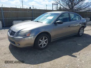 2005 Nissan Altima 2.5 S with VIN 1N4AL11D65C362235, listed as a IAAI auction lot 41865559 with 117,144 mi miles. Bid and sale history available at carsss.com. Image 2.