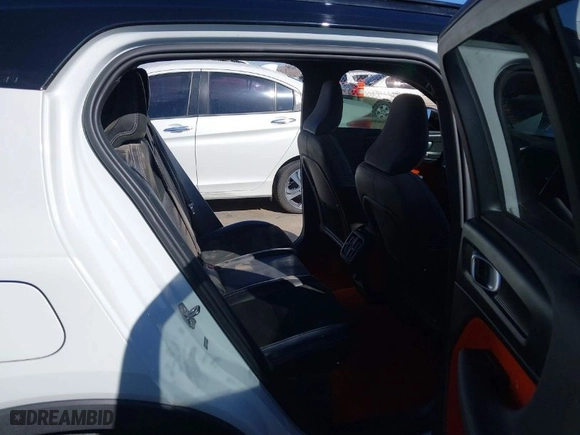 2019 Volvo XC40 R-Design with VIN YV4162UM3K2067773, listed as a IAAI auction lot 41483625 with 57,253 mi miles. Bid and sale history available at carsss.com. Image 8.