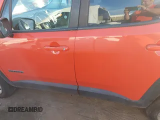 2017 Jeep Renegade Altitude with VIN ZACCJBBB7HPF73083, listed as a IAAI auction lot 41114187 with 1 mi miles. Bid and sale history available at carsss.com. Image 14.