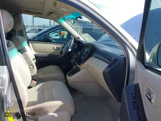 2001 Toyota Highlander with VIN JTEGF21A710024230, listed as a IAAI auction lot 41561016 with 172,704 mi miles. Bid and sale history available at carsss.com. Image 5.