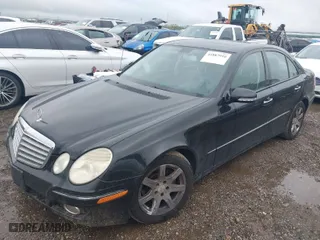 2009 Mercedes-Benz E-Class 3.0L with VIN WDBUF22X29B369240, listed as a IAAI auction lot 41887910 with 164,222 mi miles. Bid and sale history available at carsss.com. Image 2.