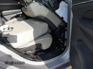 2016 Jeep Grand Cherokee Limited 75th Anniversary with VIN 1C4RJFBG4GC381622, listed as a IAAI auction lot 41211897 with Not Provided miles and . Bid and sale history available at DreamBid. Image 8.