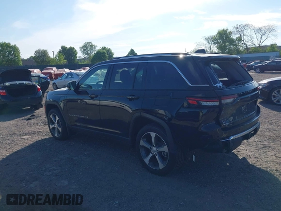 2024 Jeep Grand Cherokee с VIN 1C4RJYB61RC713750, выставлен на аукционе IAAI как лот 42149409 с пробегом 9 931 миль миль и . История ставок и продаж доступна на DreamBid. Изображение 3.