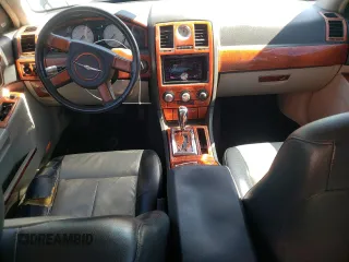 2006 Chrysler 300 Touring with VIN 2C3KA53G36H309241, listed as a Copart auction lot 48710025 with 117,544 mi miles and Salvage Title. Bid and sale history available at DreamBid. Image 8.