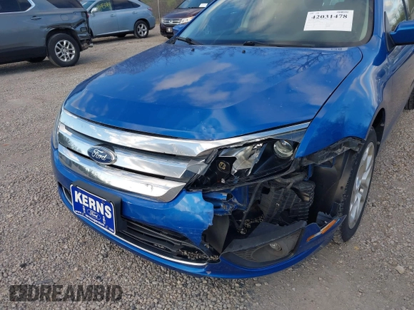 2011 Ford Fusion SE with VIN 3FAHP0HA3BR120444, listed as a IAAI auction lot 42031478 with 132,401 mi miles. Bid and sale history available at carsss.com. Image 6.