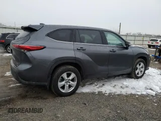 2021 Toyota Highlander L with VIN 5TDCZRBH3MS069679, listed as a Copart auction lot 44747705 with 12,060 mi miles and Salvage title. Bid and sale history available at DreamBid. Image 3.
