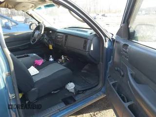 2002 Dodge Dakota with VIN 1B7FL16X92S663618, listed as a IAAI auction lot 41441241 with 314,122 mi miles and . Bid and sale history available at carsss.com. Image 5.