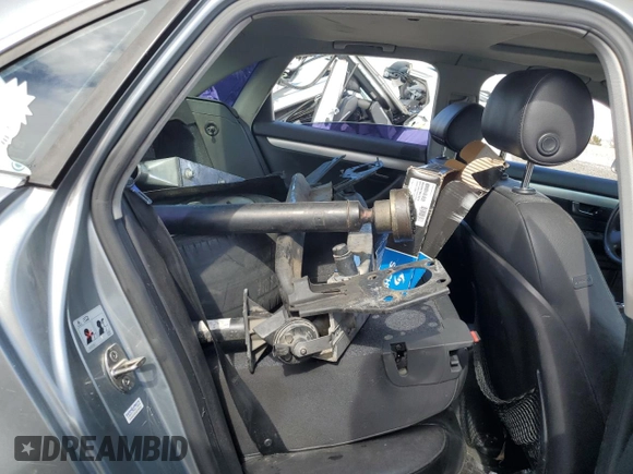 2005 Audi A4 2.0T with VIN WAUDF68E15A440746, listed as a Copart auction lot 49156485 with 0 mi miles and Clean Title. Bid and sale history available at carsss.com. Image 10.