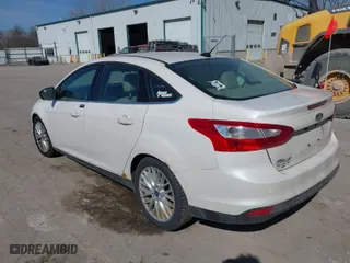 2012 Ford Focus SEL with VIN 1FAHP3H23CL183151, listed as a IAAI auction lot 41800487 with 165,370 mi miles. Bid and sale history available at carsss.com. Image 3.