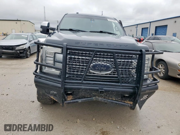 2017 Ford Super Duty F-250 SRW Lariat with VIN 1FT7W2BTXHED40884, listed as a Copart auction lot 51273165 with 159,899 mi miles and Salvage Title. Bid and sale history available at carsss.com. Image 5.