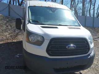 2016 Ford Transit Cargo z VIN 1FTYR2CG4GKA82911, wystawiony jako IAAI lot #41909433 z przebiegiem Nie podano mil oraz . Historia ofert i sprzedaży dostępna na DreamBid. Obrazek 12.