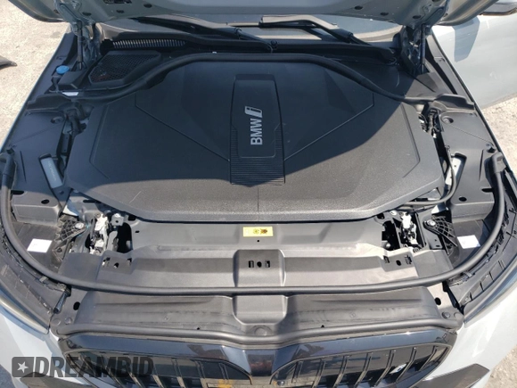 2024 BMW i5 eDrive40 with VIN WBY33FK09RCR17369, listed as a Copart auction lot 65018825 with 3,853 mi miles and Clean title. Bid and sale history available at DreamBid. Image 11.