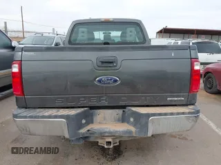 2016 Ford F-250 XLT z VIN 1FT7X2A65GEA40452, wystawiony jako IAAI lot #41522578 z przebiegiem 135 711 mil mil oraz . Historia ofert i sprzedaży dostępna na DreamBid. Obrazek 16.