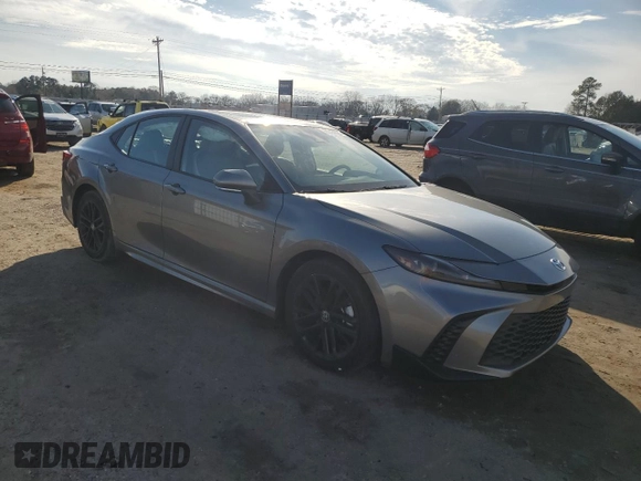 2025 Toyota Camry LE with VIN 4T1DAACK1SU564166, listed as a Copart auction lot 89161535 with 2,992 mi miles and Salvage Title. Bid and sale history available at carsss.com. Image 4.