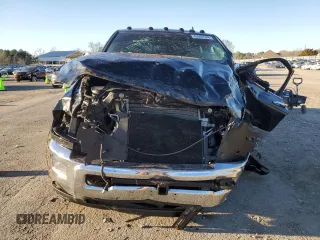 2018 Ram 2500 Big Horn z VIN 3C6UR5MLXJG246180, wystawiony jako Copart lot #43694524 z przebiegiem Nie podano mil oraz Szkoda całkowita • Salvage title. Historia ofert i sprzedaży dostępna na DreamBid. Obrazek 5.