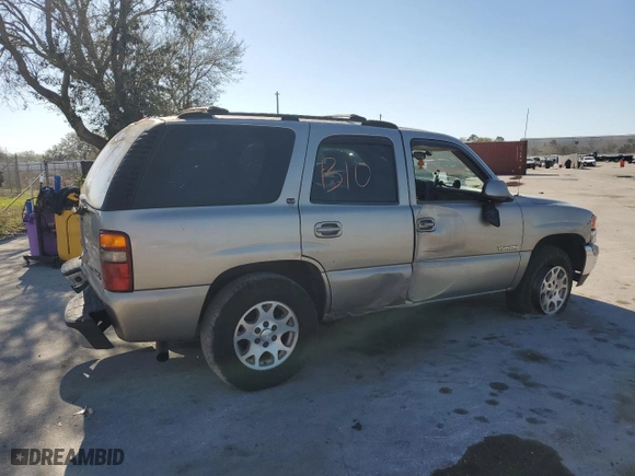 2002 GMC Yukon SLT with VIN 1GKEC13Z32R162883, listed as a Copart auction lot 45002275 with 0 mi miles and Salvage Title. Bid and sale history available at carsss.com. Image 3.