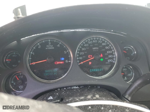 2007 Chevrolet Suburban LT with VIN 1GNFC16087R251053, listed as a Copart auction lot 47995345 with 230,568 mi miles and Salvage Title. Bid and sale history available at carsss.com. Image 9.