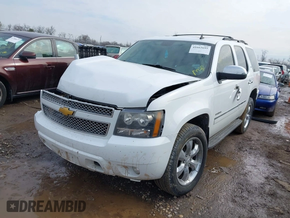 2009 Chevrolet Tahoe LTZ with VIN 1GNFK33079R293963, listed as a IAAI auction lot 41662695 with 185,408 mi miles and . Bid and sale history available at DreamBid. Image 17.