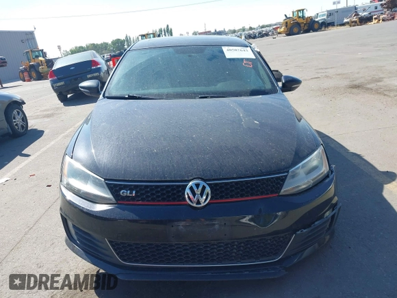 2014 Volkswagen Jetta GLI Autobahn с VIN 3VW5T7AJ3EM267647, выставлен на аукционе IAAI как лот 40507643 с пробегом 95 048 миль миль и . История ставок и продаж доступна на DreamBid. Изображение 12.