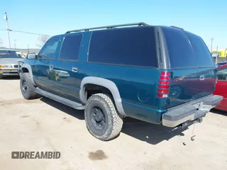 1999 GMC Suburban with VIN 3GKGK26J4XG508566, listed as a IAAI auction lot 41778760 with 1,028,244 mi miles. Bid and sale history available at carsss.com. Image 3.