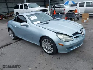 2007 Mercedes-Benz SLK-Class 3.5L with VIN WDBWK56FX7F153391, listed as a IAAI auction lot 41930192 with 109,458 mi miles. Bid and sale history available at carsss.com. Image 1.