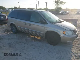 2003 Chrysler Town & Country LXi with VIN 2C8GP54L23R275051, listed as a IAAI auction lot 41963272 with 225,421 mi miles. Bid and sale history available at carsss.com. Image 1.