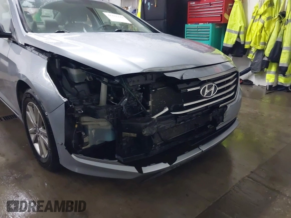 2017 Hyundai Sonata 2.4L with VIN 5NPE24AF8HH476411, listed as a IAAI auction lot 41421224 with 115,113 mi miles and . Bid and sale history available at DreamBid. Image 6.
