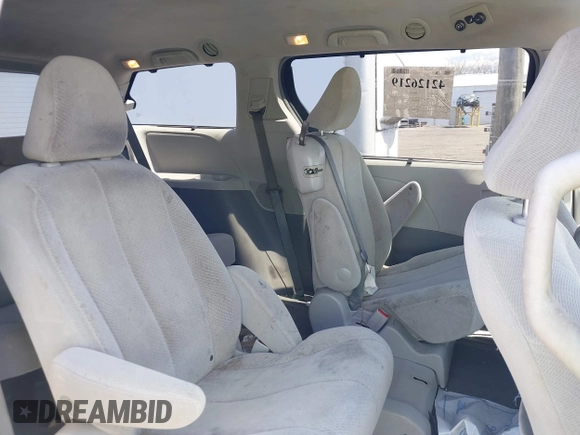 2012 Toyota Sienna LE AAS with VIN 5TDKK3DC7CS274726, listed as a IAAI auction lot 42126219 with 184,158 mi miles. Bid and sale history available at carsss.com. Image 8.