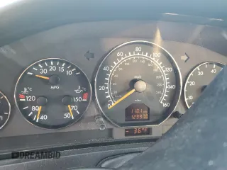 1999 Mercedes-Benz SL-Class with VIN WDBFA68F9XF178143, listed as a Copart auction lot 83255114 with 129,970 mi miles and Salvage Title. Bid and sale history available at carsss.com. Image 9.