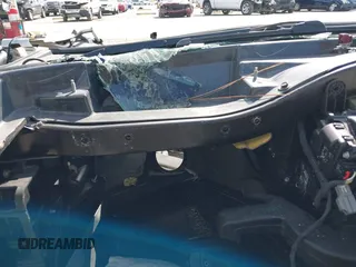 2017 Chevrolet Corvette Z51 1LT z VIN 1G1YH2D73H5114175, wystawiony jako IAAI lot #40699522 z przebiegiem Nie podano mil oraz . Historia ofert i sprzedaży dostępna na DreamBid. Obrazek 15.