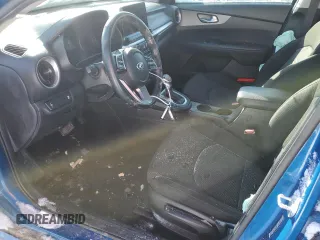 2021 Kia Forte FE z VIN 3KPF24AD8ME374480, wystawiony jako Copart lot #41722305 z przebiegiem 98 707 mil mil oraz Szkoda całkowita • Salvage title. Historia ofert i sprzedaży dostępna na DreamBid. Obrazek 7.